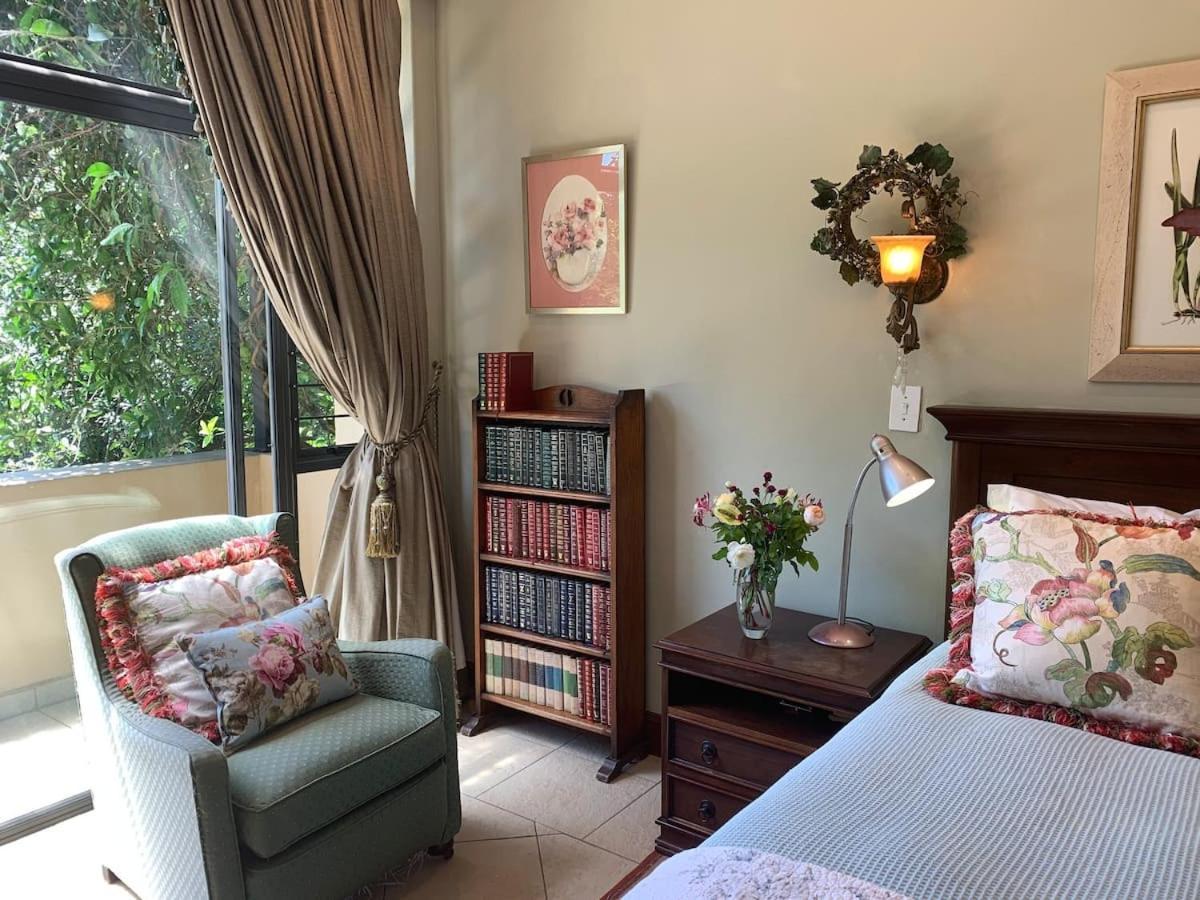 Mountain Rose Guesthouse Louis Trichardt Esterno foto