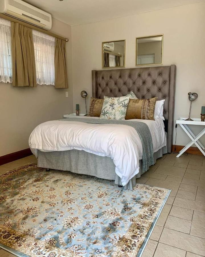 Mountain Rose Guesthouse Louis Trichardt Esterno foto