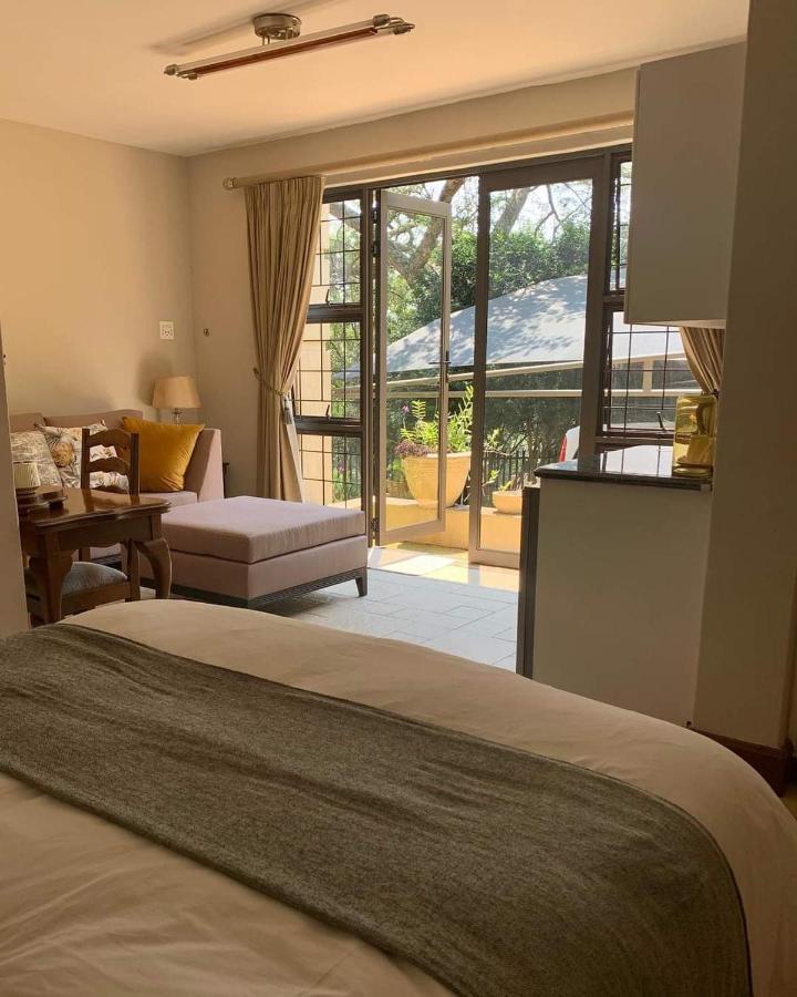 Mountain Rose Guesthouse Louis Trichardt Esterno foto